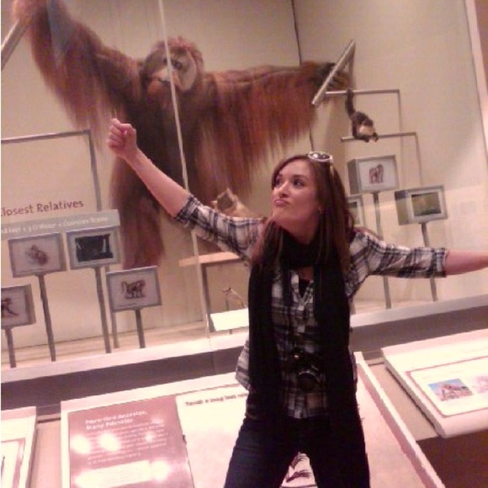 Meet your Posher, Hillary